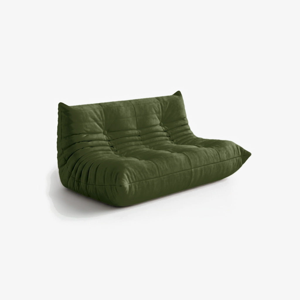 Canapé DIANA effet daim Olive, vue de trois-quarts avant gauche