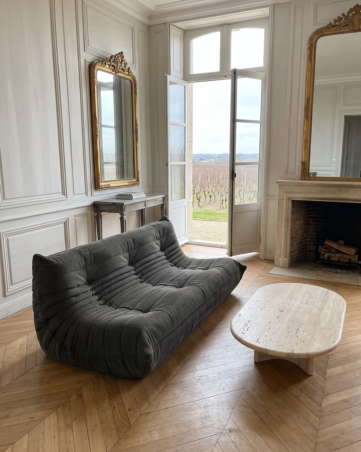 MARA velours côtelé anthracite, Bordeaux