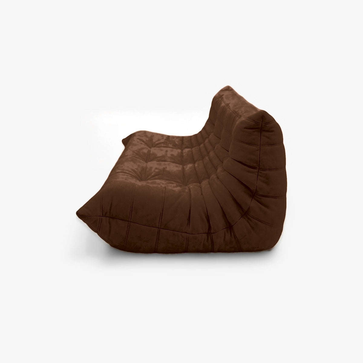 Canapé MARA effet daim Chocolat, vue plongeante de trois-quarts